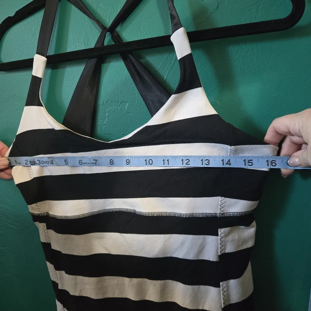 Lululemon Striped Racerback - Picture 5 of 8